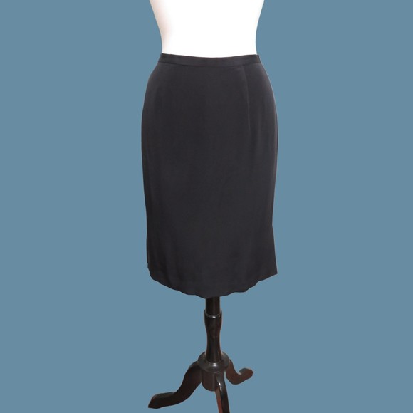 MODA SETA BLACK PENCIL SKIRT, SIZE 6, SILK, NWOT - Picture 1 of 4